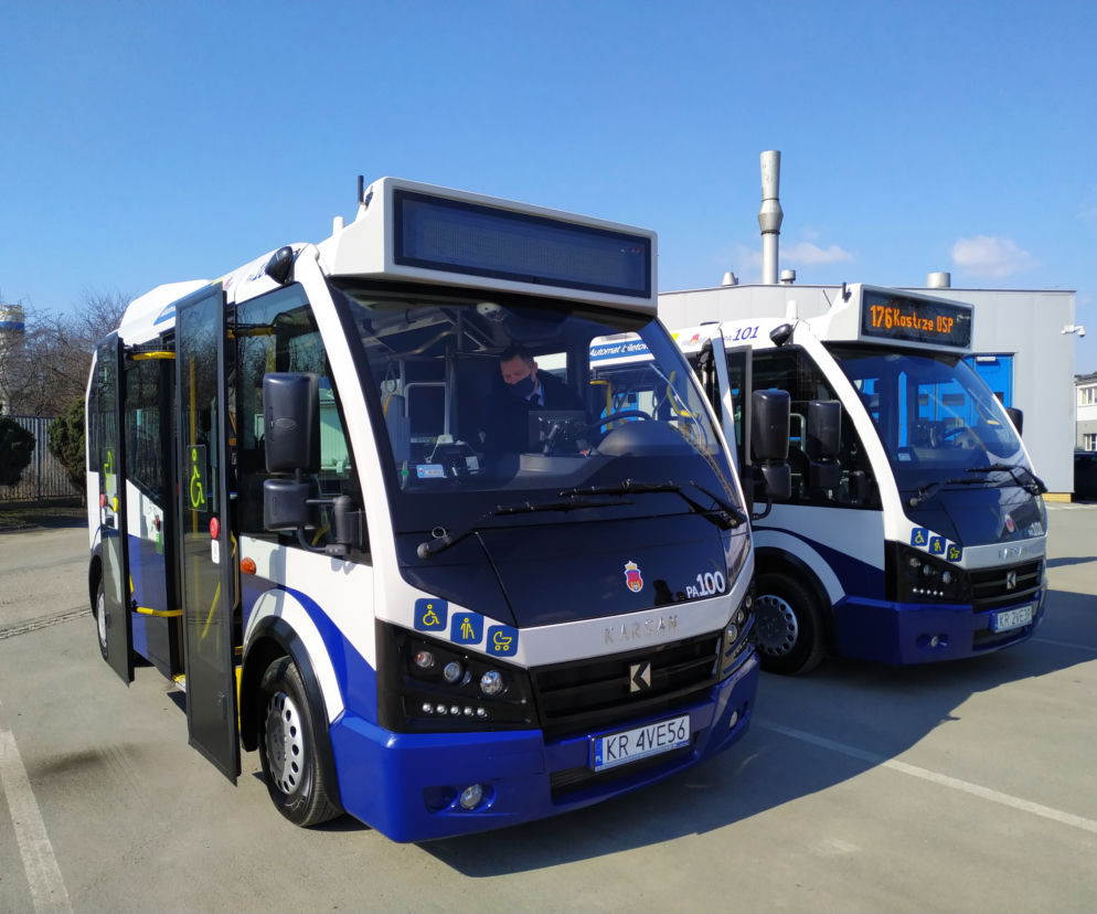 Mniejsze, ale za to bardziej zwrotne od tradycyjnych autobusów. Karsany już w Krakowie