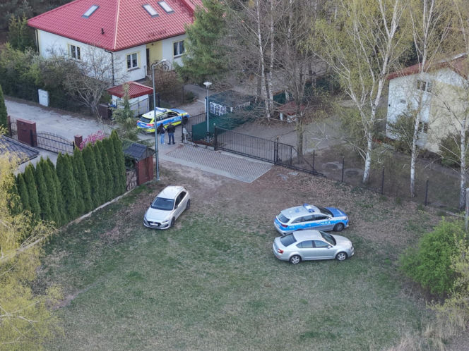 Ojciec przejechał po swojej 6-letniej córce autem. Dziecko nie żyje