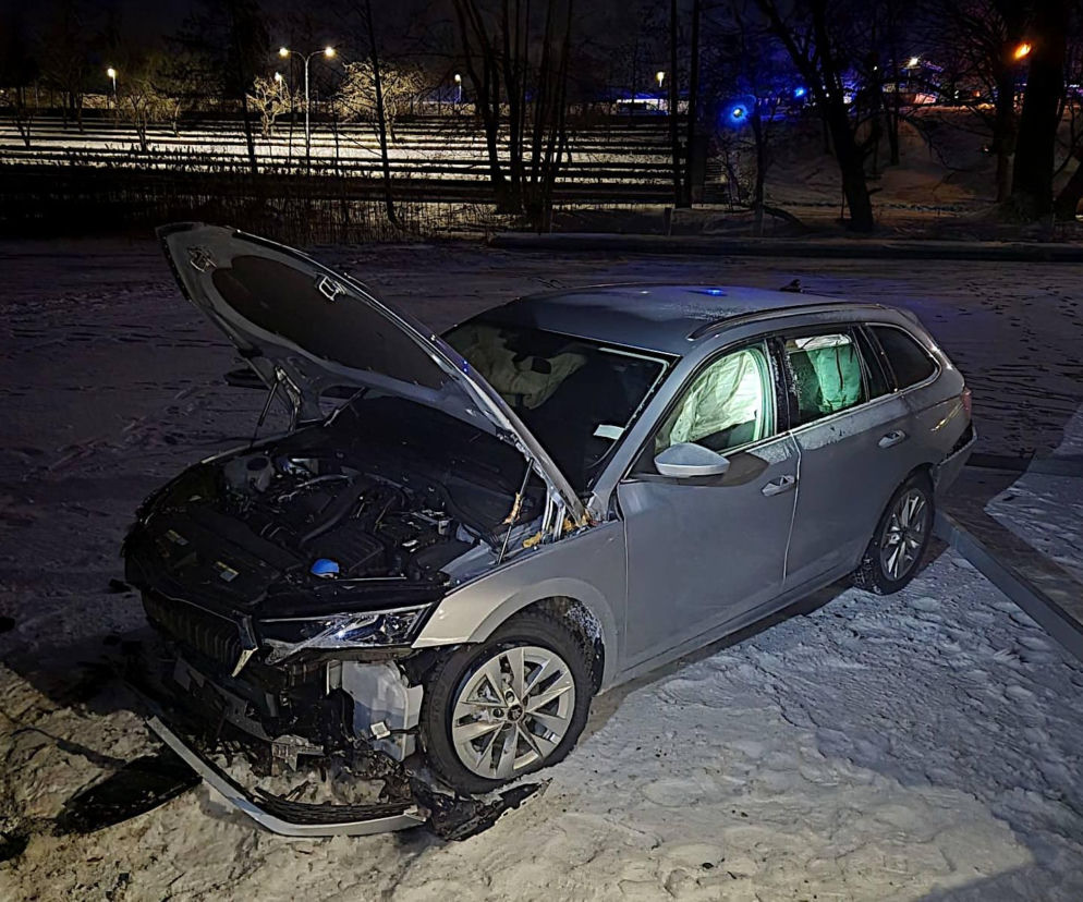 Z promilami jechał... po jeziorze