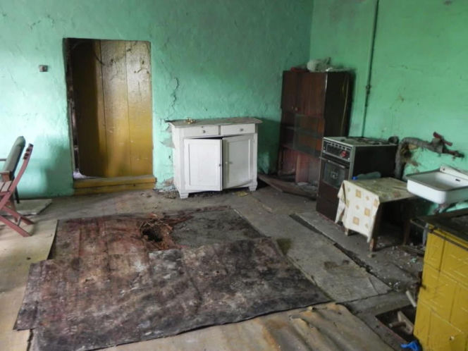 Remont drewnianej chaty w Bełdnie