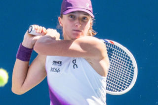 Kiedy gra Iga Świątek z Qinwen Zheng? O której godzinie mecz w US Open?