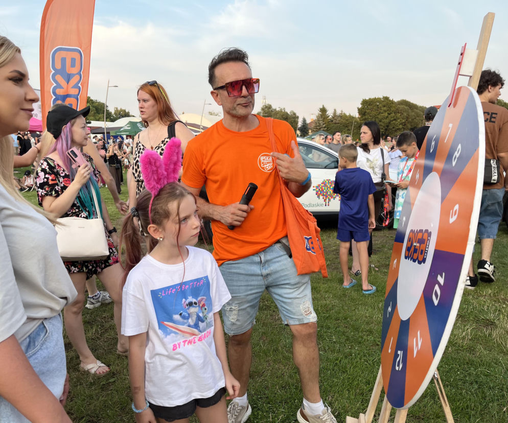 Dawid Kwiatkowski, T.Love i TEDE rozgrzali publiczność w Ełku. Za nami koncert Eska Music Tour [ZDJĘCIA]