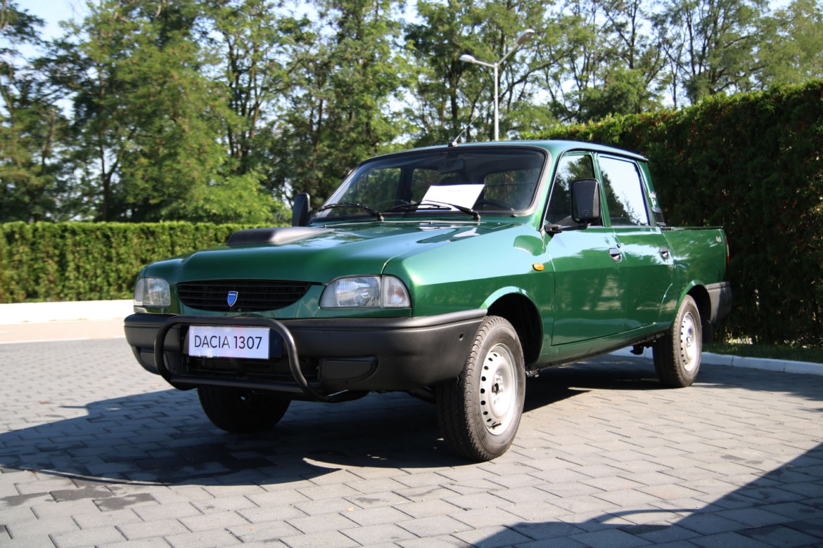 Dacia 1307 Double Cab