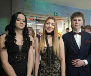 Studniówka 2026 maturzystów II LO w Starachowicach