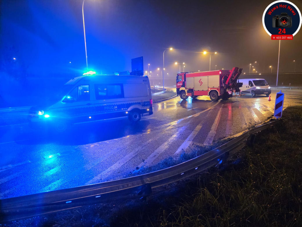 Matka nie żyje, w aucie dzieci. Śmiertelne dachowanie w Warszawie
