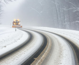 Śnieg sparaliżował Polskę! Rano posiedzenie sztabu kryzysowego