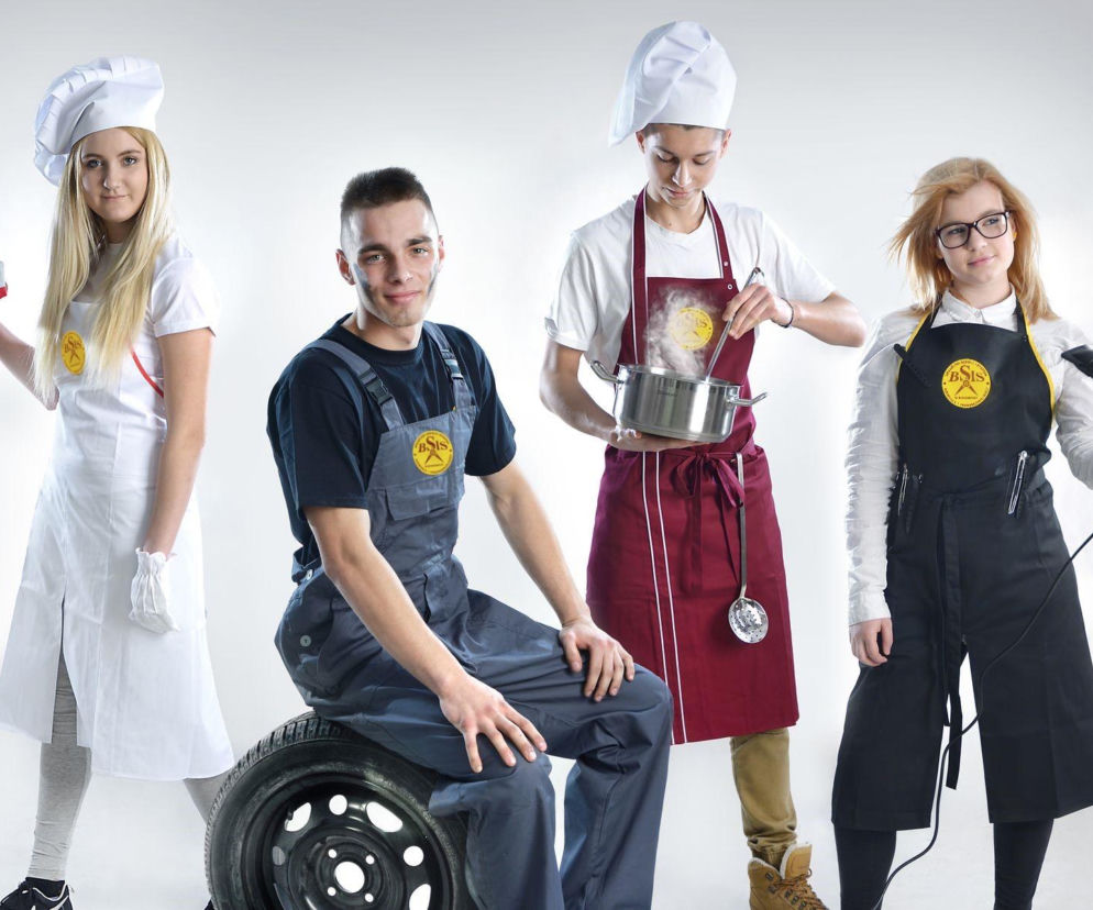 Od fryzjera do dekarza. Bydgoska szkoła rozszerza ofertę dla uczniów! Znamy szczegóły