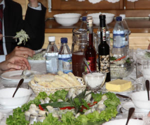 Tak PiS degustuje nalewki na Podkarpaciu