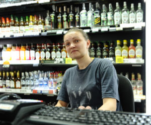 Będzie nocna prohibicja? Zdania warszawiaków są podzielone