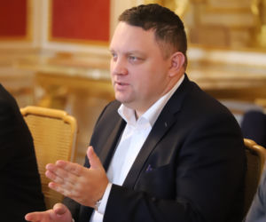 Na poznanie tych nazwisk czekałeś ponad miesiąc! Zagłosuj, nim będzie za późno
