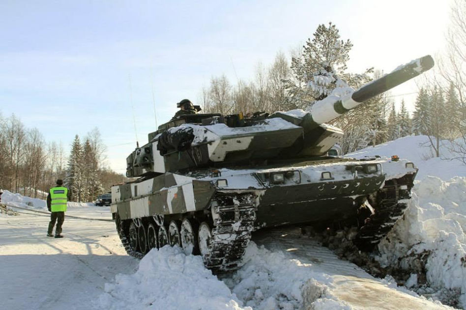 Czołg Stridsvagn 122