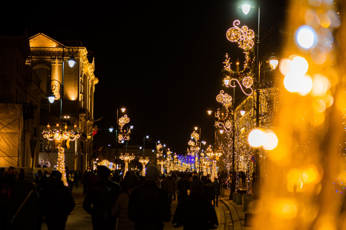 Świąteczna iluminacja w Warszawie już odpalona! Zobacz jak wyglądają ozdoby