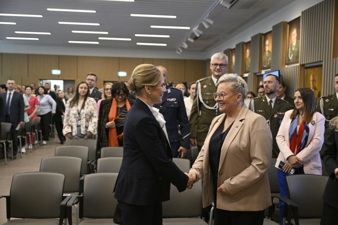 Marta Nawrocka nazwała pielęgniarki aniołami