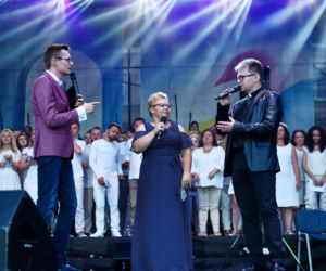 Koncert Chwały w Lublinie. Tłumy na Placu Zamkowym w Boże Ciało