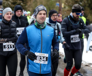 Wystrzał startera zamiast szampana. Tłumy powitały Nowy Rok na XX Śląskim Maratonie Noworocznym Cyborg