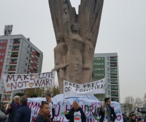 Mieszkańcy Dąbrowy Górniczej bronią pomnika