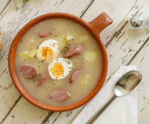 Czy osoby z nadciśnieniem mogą jeść żurek? Odpowiedź nie jest taka oczywista