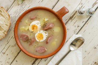 Czy osoby z nadciśnieniem mogą jeść żurek? Odpowiedź nie jest taka oczywista