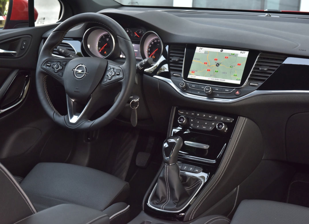 Opel Astra V