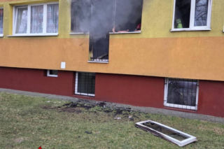 Pożar mieszkania w Jaworze. Nie żyje mężczyzna
