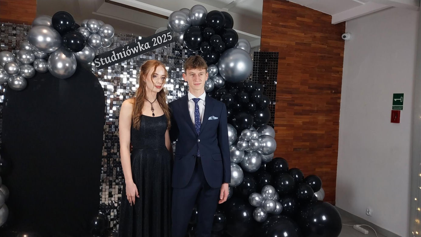 Studniówka 2025: Bal I Liceum Ogólnokształcącego im. Tadeusza Kościuszki w Starachowicach