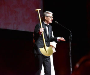 33. MFF EnergaCAMERIMAGE. Doda wręczyła Markowi Żydowiczowi złotą łopatę