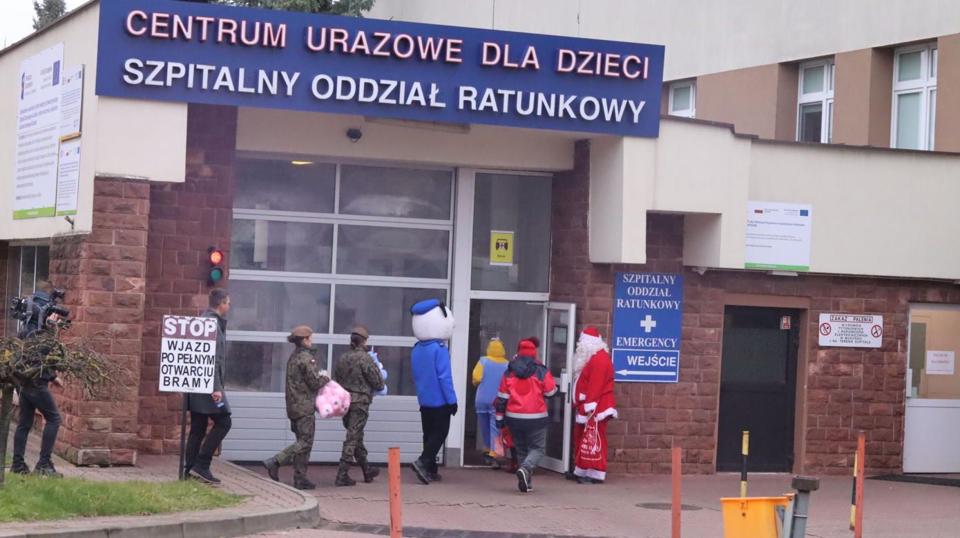 Dzieci z lubelskiego szpitala miały „Bajkowe mikołajki” 2024