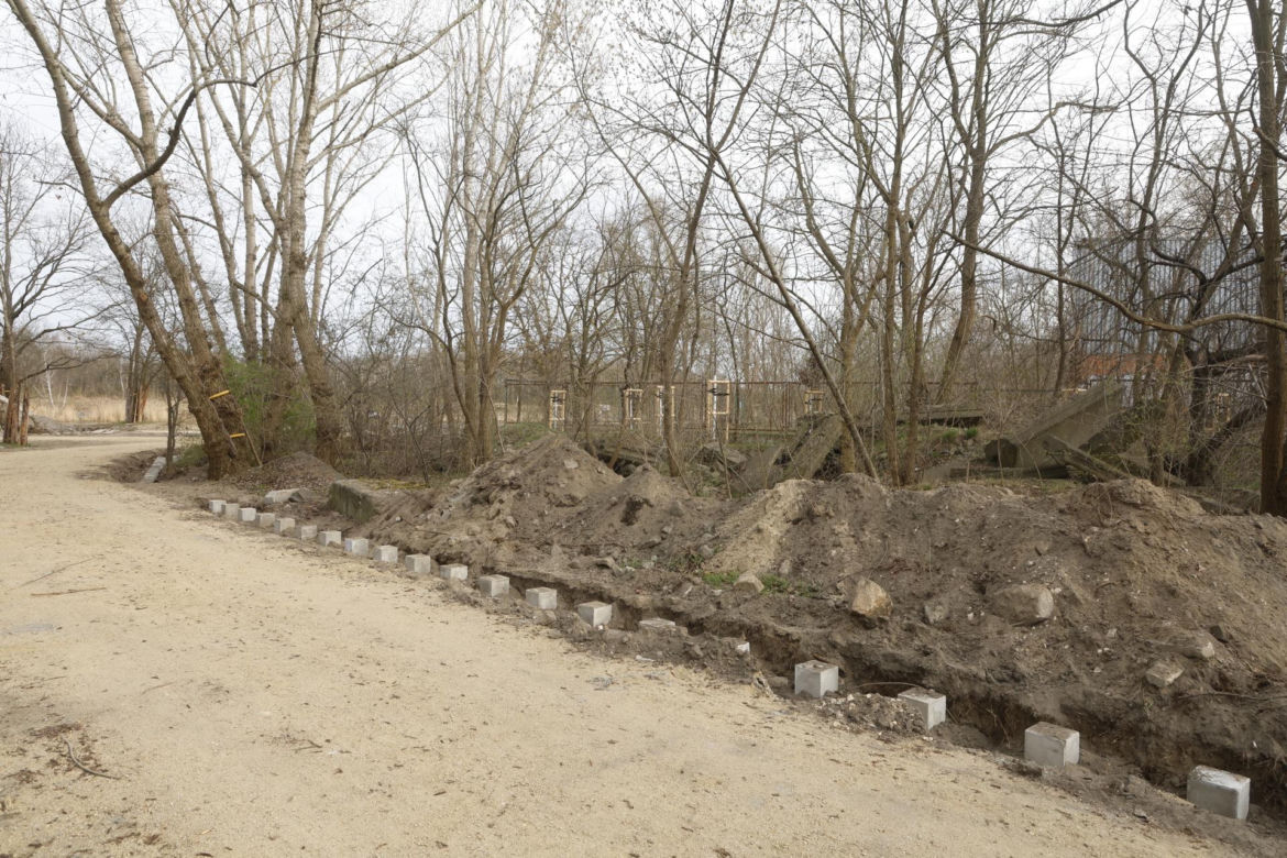 W Warszawie powstaje drugie "lapidarium". Miasto nie usunie betonowych odpadów. "To artefakty"