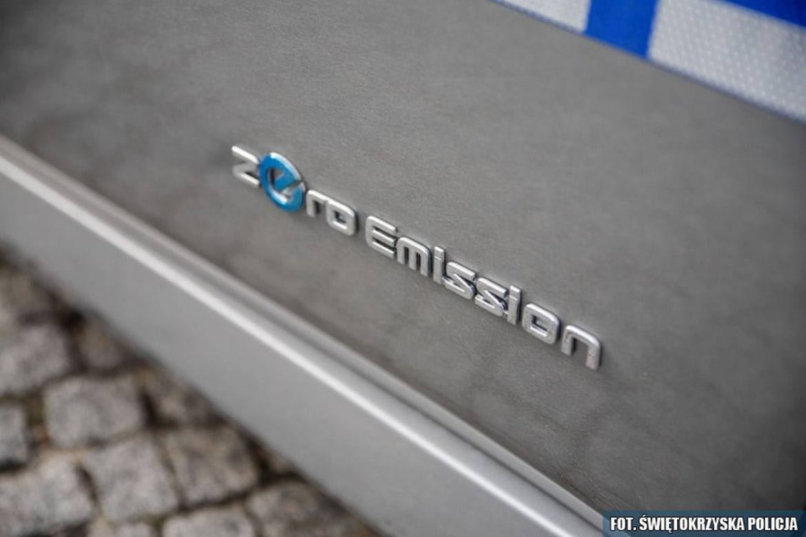 Kielecka policja odebrała 4 elektryczne radiowozy