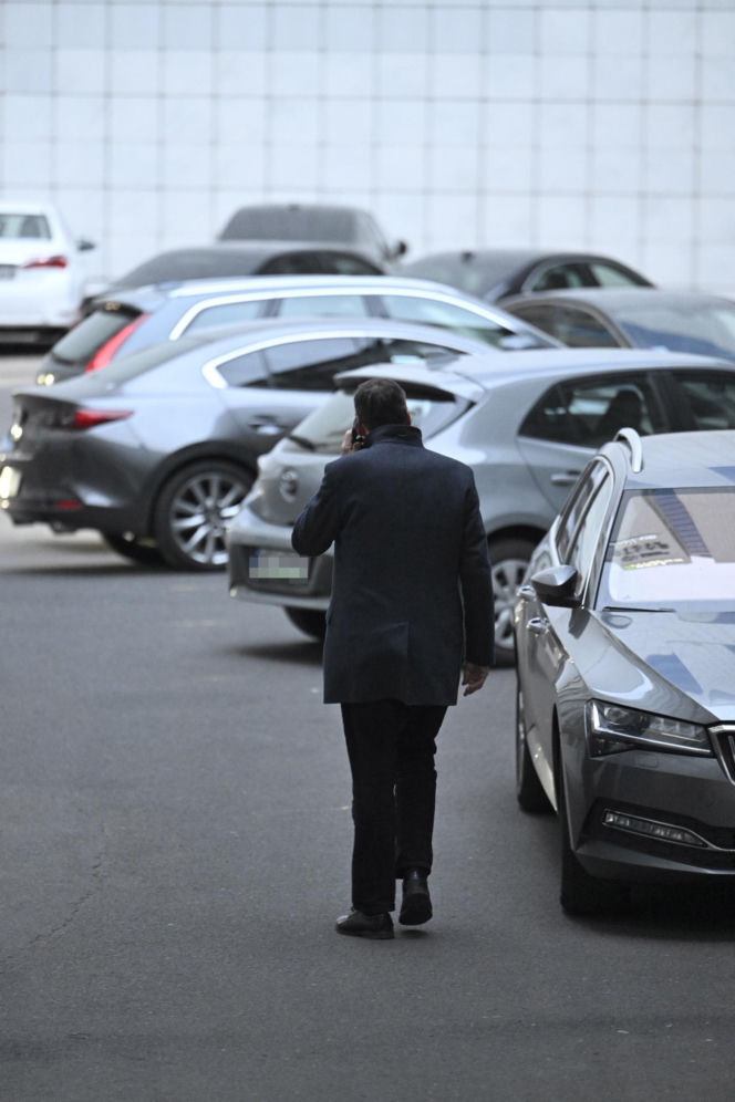 Pilna narada PiS na Nowogrodzkiej