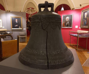 Komu bił ten dzwon? Unikatowy eksponat w muzeum w Lesznie [ZDJĘCIA]