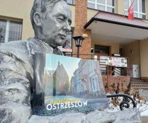 Prawie 50 tysięcy wypożyczeń i dziesiątki spotkań. Biblioteka w Ostrzeszowie podsumowuje rok