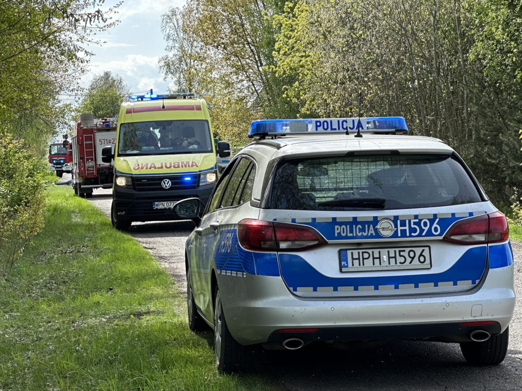 Śmiertelny wypadek pod Płockiem. Jedna osoba nie żyje i wielu rannych. 13-latka walczy o życie