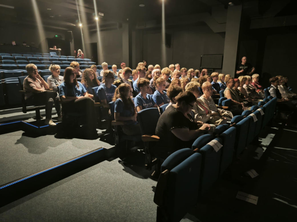Dialog pokoleń w Teatrze Miejskim w Lesznie