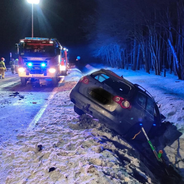 Wypadek pod Iławą, sześć osób w szpitalu