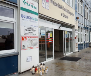 Rezydenci zapalili znicze przy szpitalu w Lesznie. Na znak upadku ochrony zdrowia