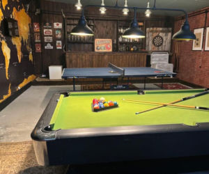 Remont drewnianej chaty w Bełdnie