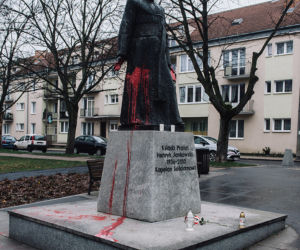 Proces oskarżonych o oblanie pomnika