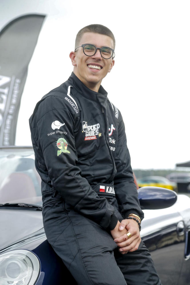 Kacper Błoński zostawia Young Leosię i ucieka z Polski. Szokujące wyznanie influencera