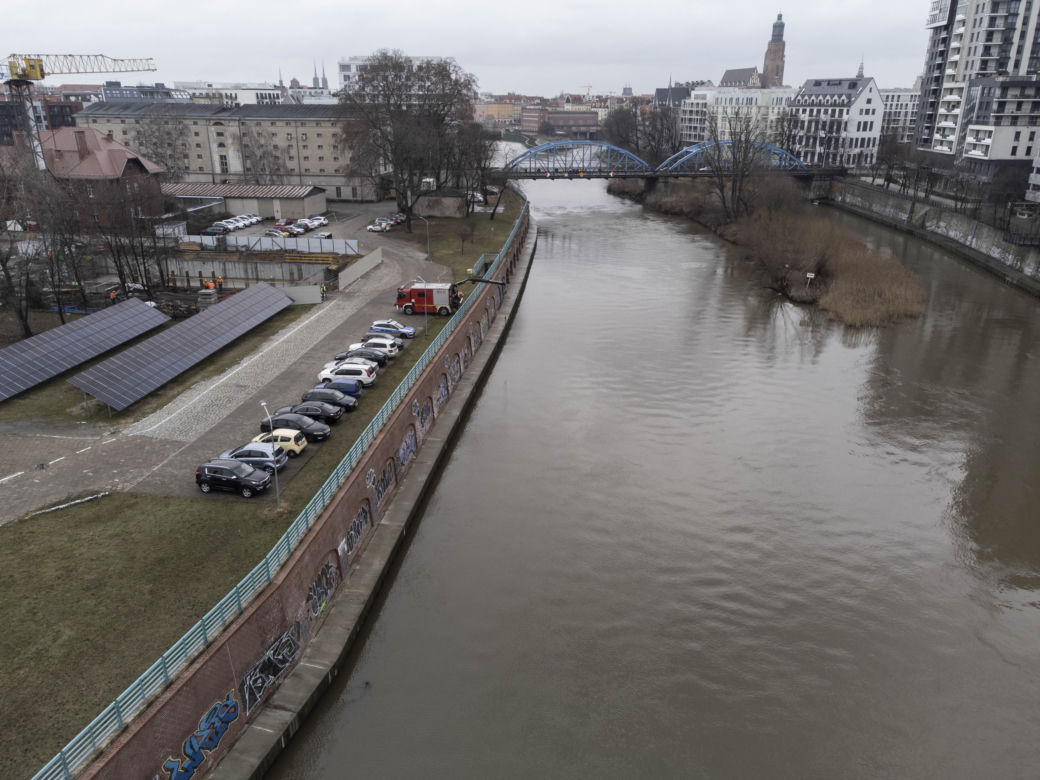 Akcja ratunkowa przy moście Sikorskiego