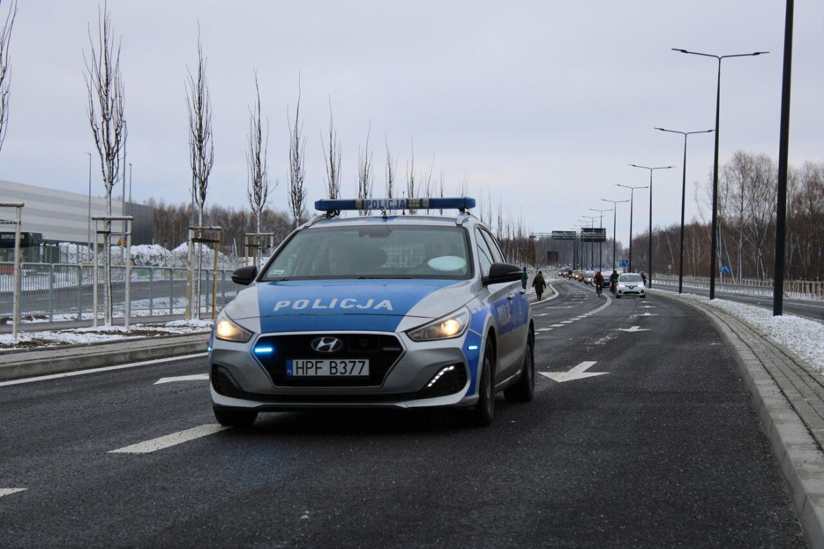 Przejechali nowym odcinkiem Trasy Górna