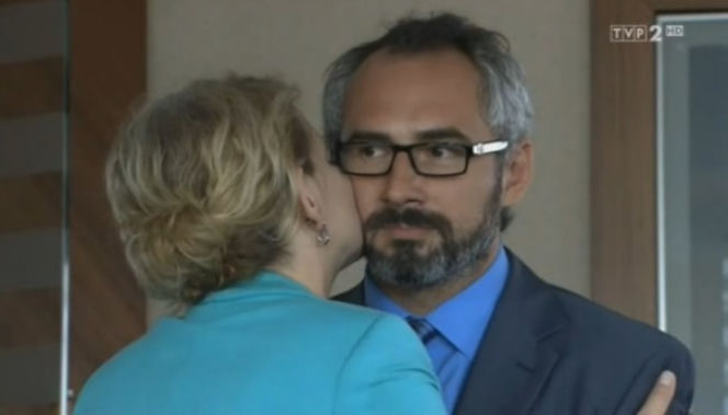 M jak miłość odc. 1020. Marta (Dominika Ostałowska), Adam Werner (Jacek Kopczyński)