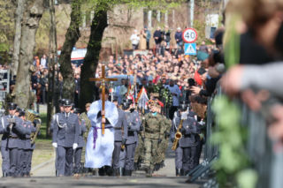 Napięcia na pogrzebie Łukasza Litewki. Żałobnicy nie wytrzymali