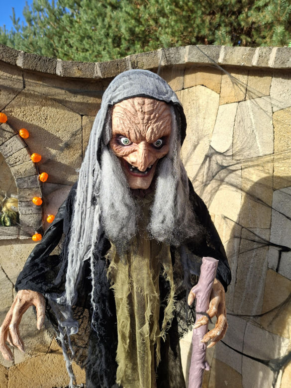 Oto najbardziej halloweenowy dom w Świętokrzyskiem!