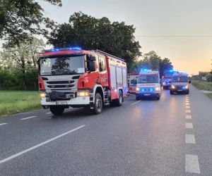 Kożuszki-Kolonia. Jeden 18-latek nie żyje, dwóch zostało rannych! ZDJĘCIA z koszmarnego wypadku bmw na DK nr 92