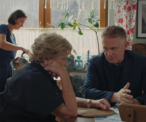 M jak miłość odc. 1908. Barbara (Teresa Lipowska), Artur Rogowski (Robert Moskwa), Agnes (Amanda Mincewicz)