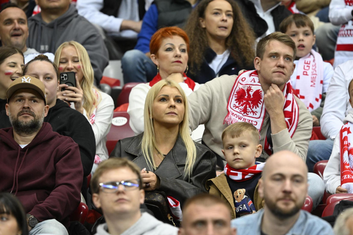 Kibice na meczu Polska - Rumunia. Znajdź się na zdjęciach z Narodowego!
