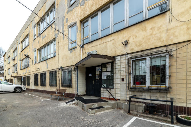 Dawna szkoła powszechna na Słomińskiego 1 w Warszawie