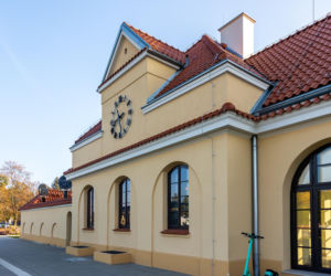 Dawny dworzec Kolei Wilanowskiej w Warszawie po remoncie