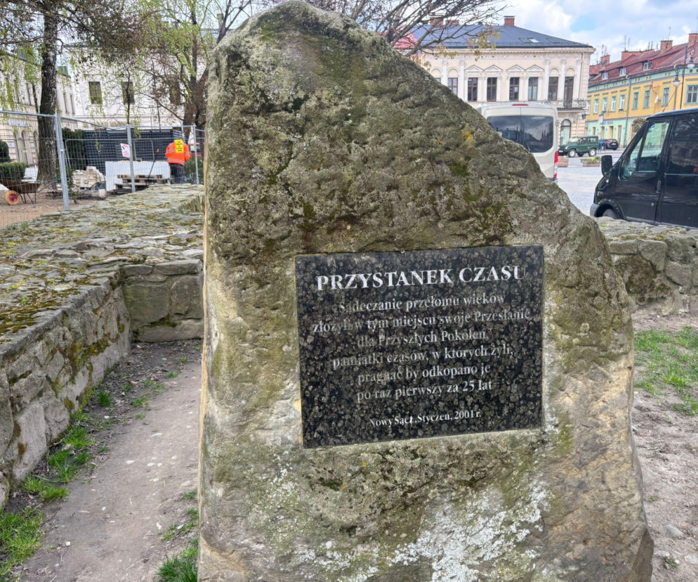 Wiemy, kiedy odkopana zostanie kapsuła czasu w Nowym Sączu